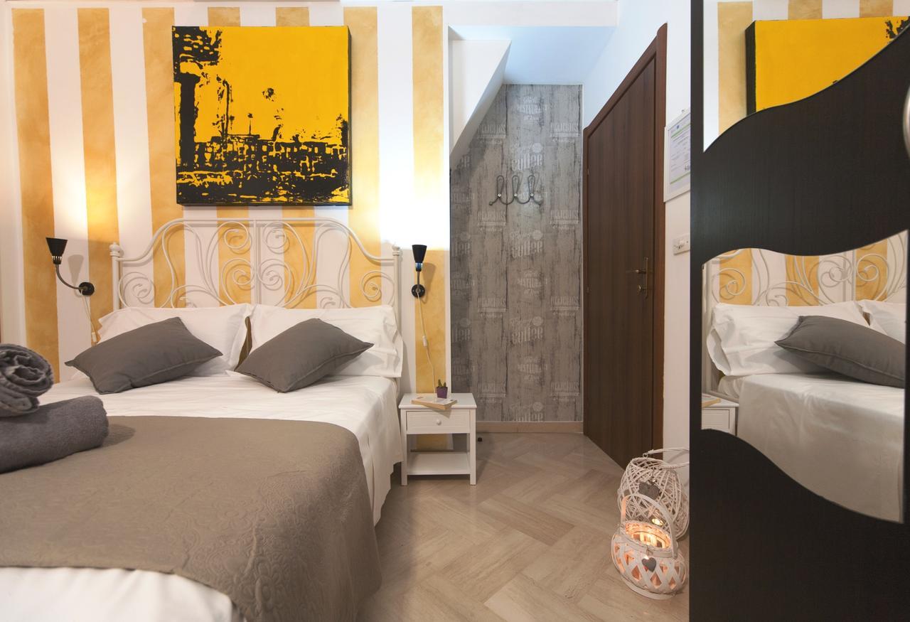 Il Sole Hotel Trani Luaran gambar